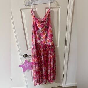 Bought this dress from Amazon! Stretchy material and size large